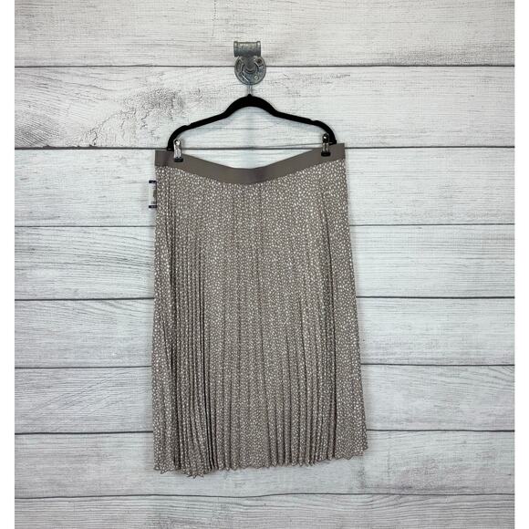 Vince Camuto Plus Size Taupe Speckled Pleated Pull On Midi Skirt Size XXL - Picture 6 of 7